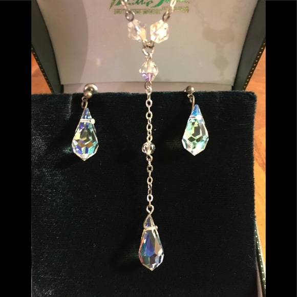 Jewelry - Sworvoski Crystal Necklace and earrings set